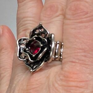 New Large Flower Rose Ring Stretch Comfy SilverTone Red RhineStone Gothic 1.125"